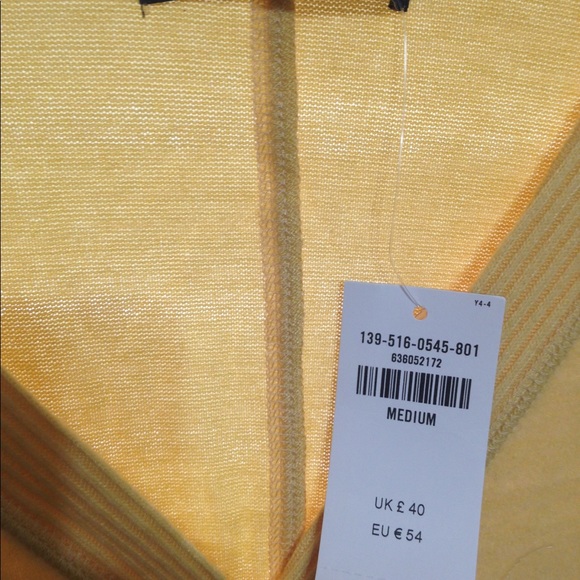 Top - Picture 1 of 2